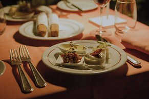 Sina Villa Medici, Autograph Collection