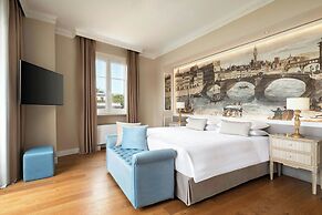 Sina Villa Medici, Autograph Collection