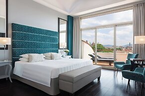 Sina Villa Medici, Autograph Collection