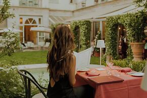 Sina Villa Medici, Autograph Collection