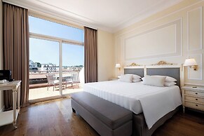 Sina Villa Medici, Autograph Collection