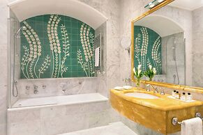 Sina Villa Medici, Autograph Collection