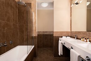 Sina Villa Medici, Autograph Collection