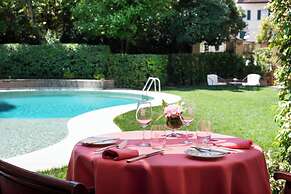 Sina Villa Medici, Autograph Collection