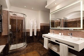 Sina Villa Medici, Autograph Collection