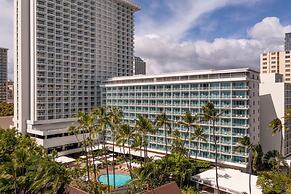 Sheraton® Princess Kaiulani Waikiki Beach