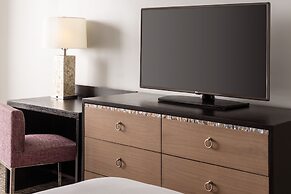 Sheraton® Princess Kaiulani Waikiki Beach