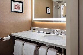 Sheraton Commander Hotel