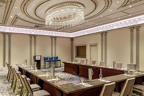 Sheraton Commander Hotel
