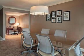 Sheraton Commander Hotel