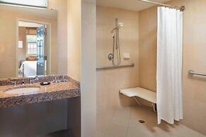 Sheraton Commander Hotel