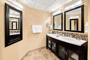 Best Western Plus Nor'wester Hotel & Conference Centre