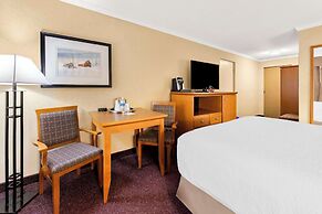 Best Western Plus Nor'wester Hotel & Conference Centre