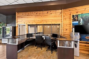 Best Western Plus Nor'wester Hotel & Conference Centre