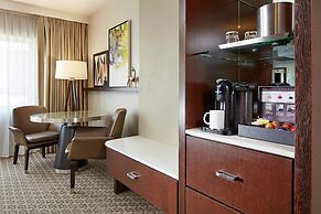 The Statler Dallas Curio Collection By Hilton