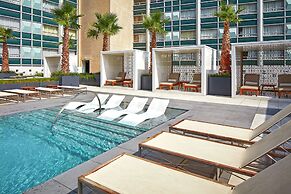 The Statler Dallas Curio Collection By Hilton