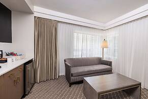 The Statler Dallas Curio Collection By Hilton