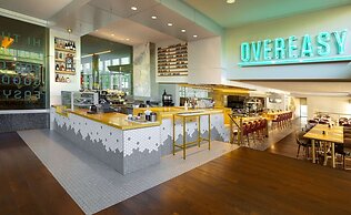 The Statler Dallas Curio Collection By Hilton