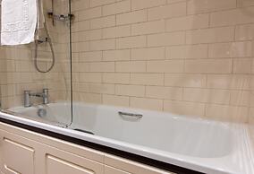 The Dukes Head Hotel