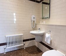 The Dukes Head Hotel