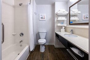 Hampton Inn Commerce