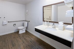 Hampton Inn Commerce