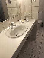 Montra Skaga Hotel