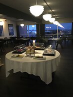 Montra Skaga Hotel