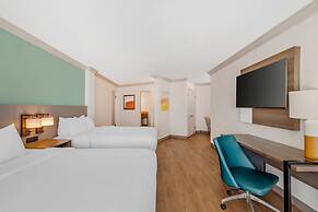 Comfort Inn & Suites Ormond Beach Oceanfront