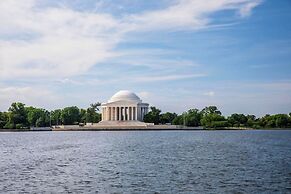 Le Meridien Washington, D.C., The Madison
