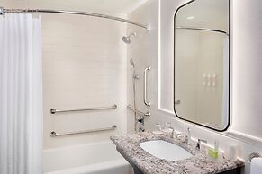 Le Meridien Washington, D.C., The Madison