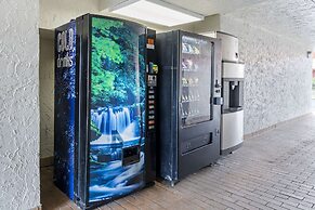 Quality Inn & Suites Orlando East - UCF Area