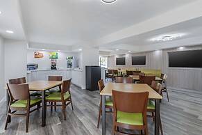 Quality Inn & Suites Orlando East - UCF Area