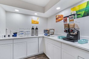 Quality Inn & Suites Orlando East - UCF Area