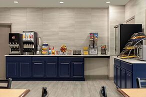 Days Inn by Wyndham Emporia