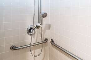 Holiday Inn Express Big Rapids by IHG