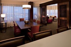 Delta Hotels by Marriott Edmonton South Conference Centre