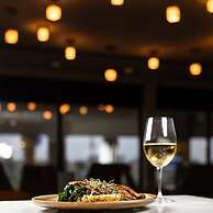 Delta Hotels by Marriott Edmonton South Conference Centre