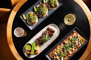 Delta Hotels by Marriott Edmonton South Conference Centre