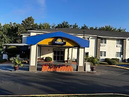 Days Inn by Wyndham Runnemede Philadelphia Area