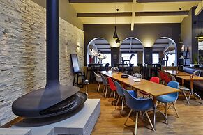 ibis Macon Sud Crêches