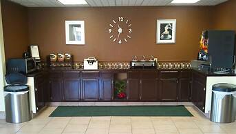 Magnuson Hotel Red Baron