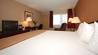 Magnuson Hotel Red Baron