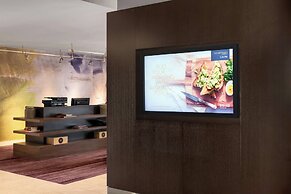 Courtyard Syracuse Carrier Circle