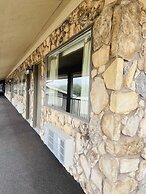 Cattle Country Lodge