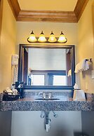 Cattle Country Lodge