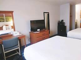 Days Inn by Wyndham Osage Beach Lake of the Ozarks