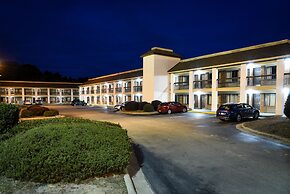 Quality Inn & Suites Fayetteville I-95