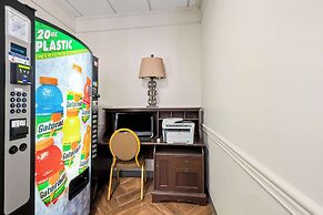 Quality Inn & Suites Fayetteville I-95