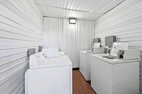 Quality Inn & Suites Fayetteville I-95